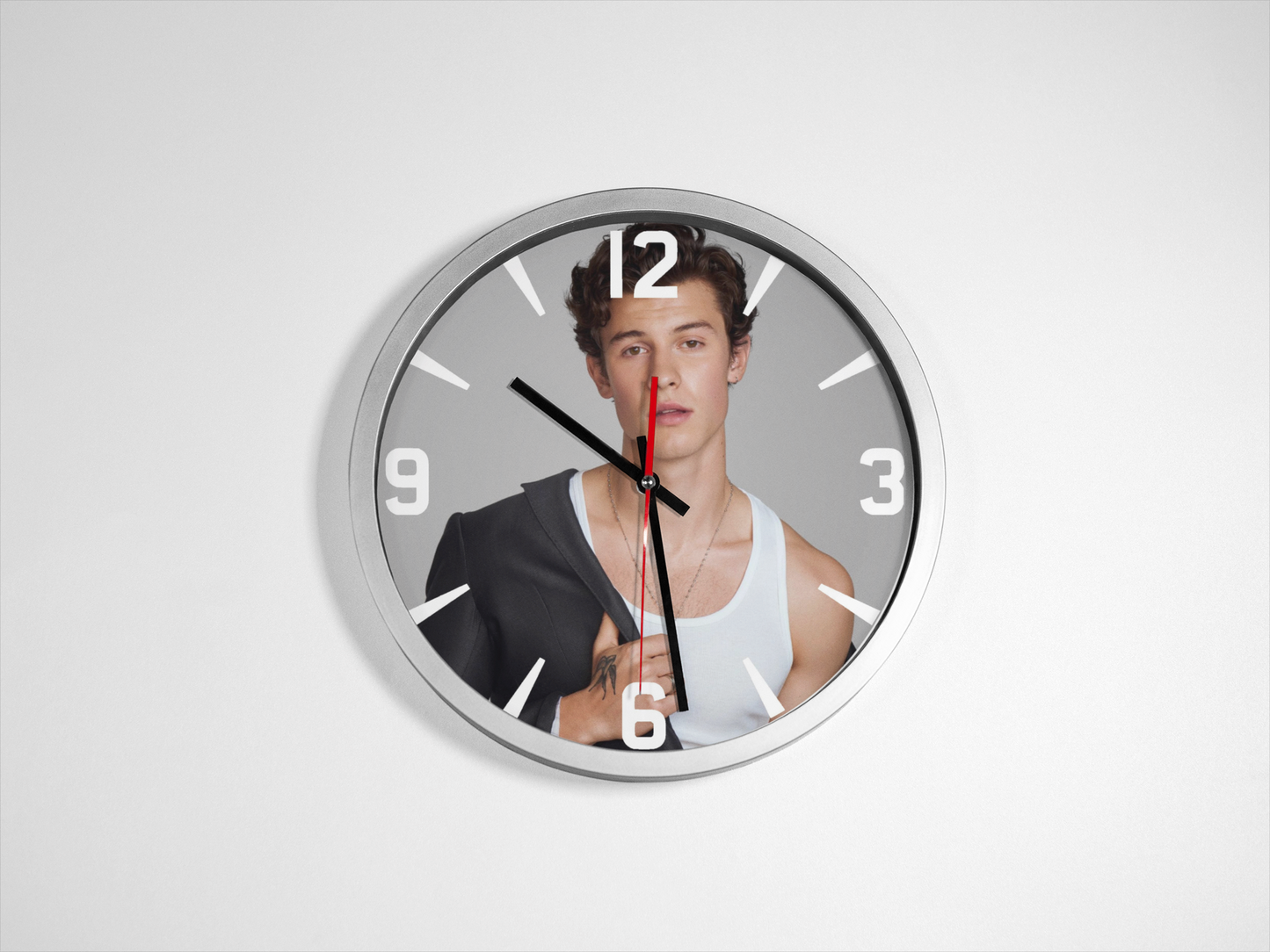 Shaw Mendes Photo Clock